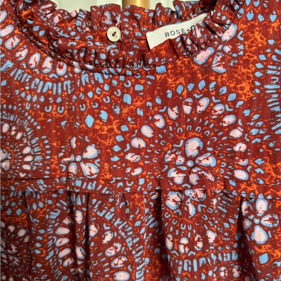 Rose + Olive Perfect Fall Blouse in Size Medium - Picture 6 of 6